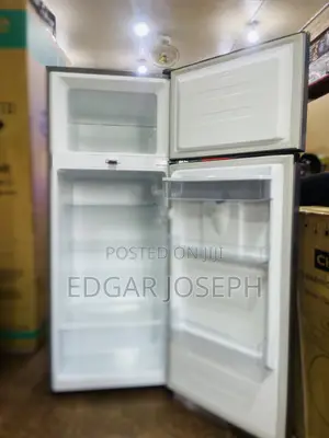 Hisense 270L Refrigerator
