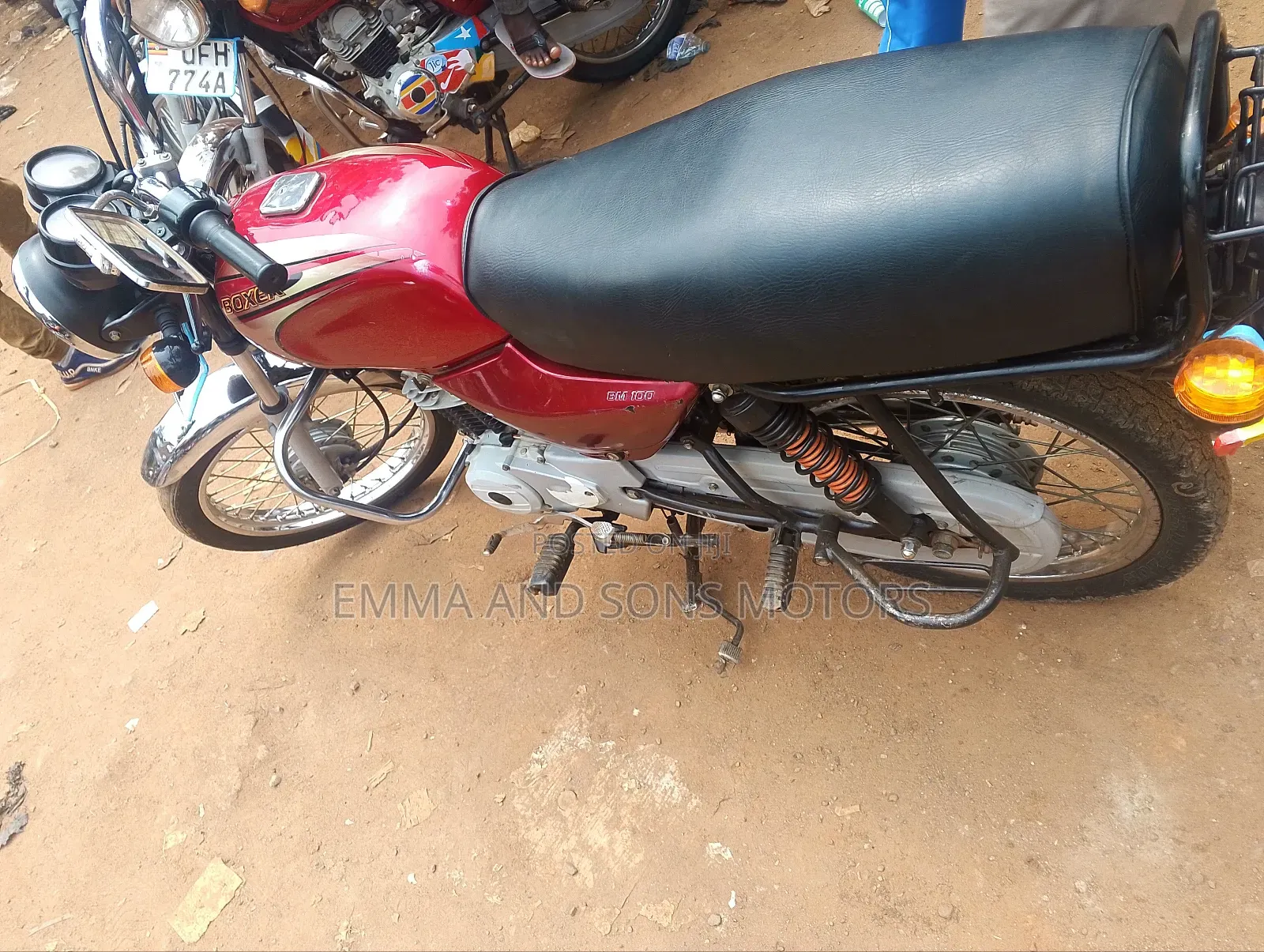Bajaj Boxer 2022 Red