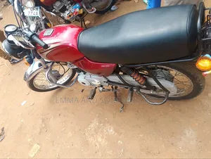 Bajaj Boxer 2022 Red