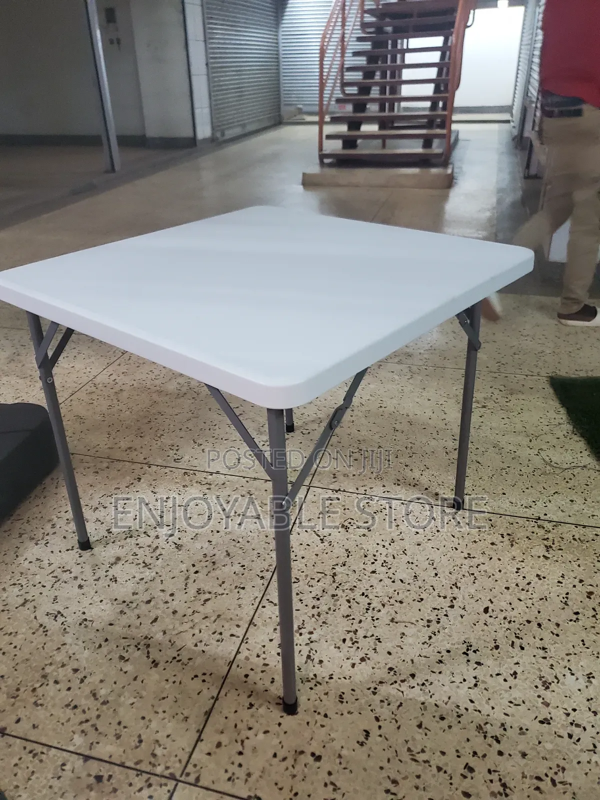 Restaurant/Hotel/Bar Plastic Square Table(Foldable)