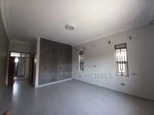 Furnished 4bdrm House in Kira for sale