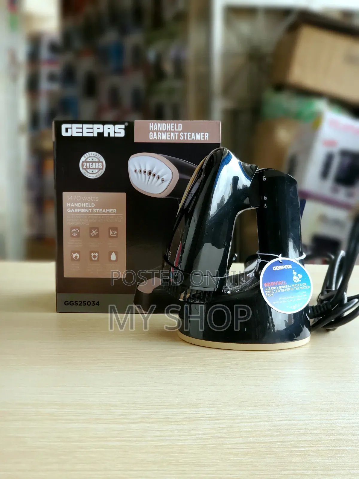 Mini Garment Steamer Ggs25034