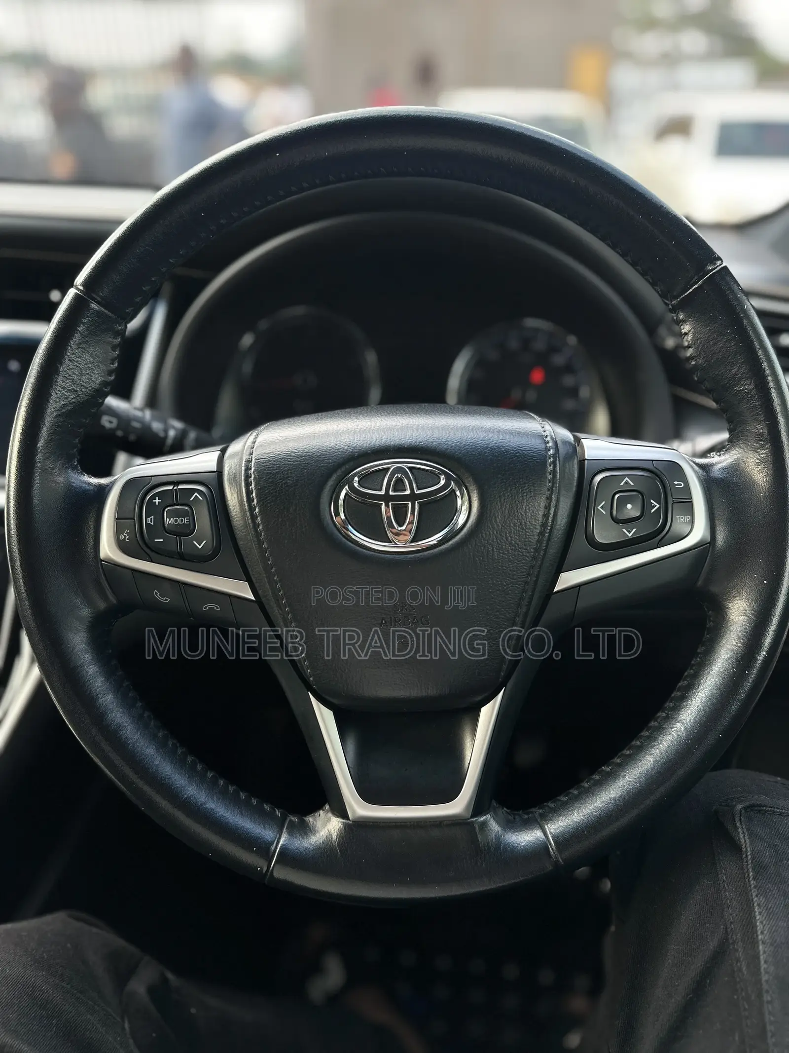 Toyota Harrier 2.0 2014 Black