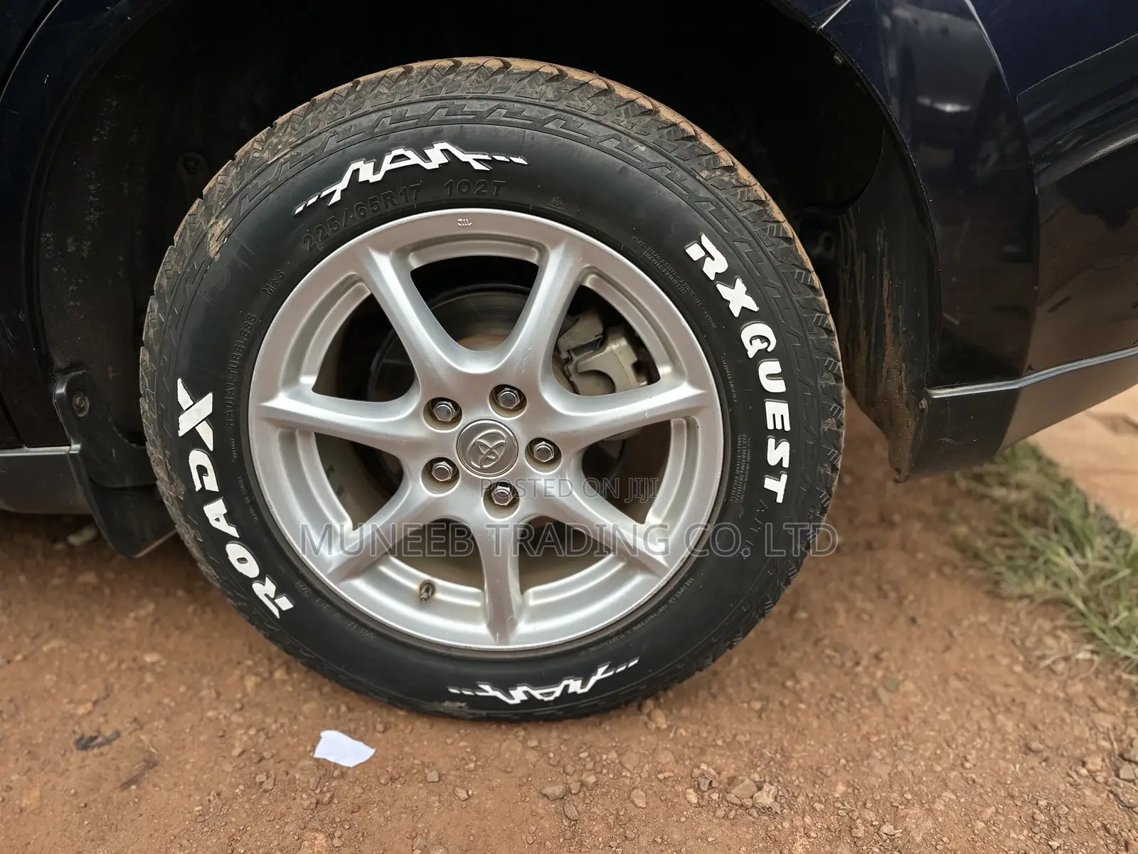 Toyota Harrier 2.0 2014 Black