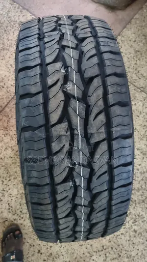 265/50r20 AT5 Offroad Dunlop
