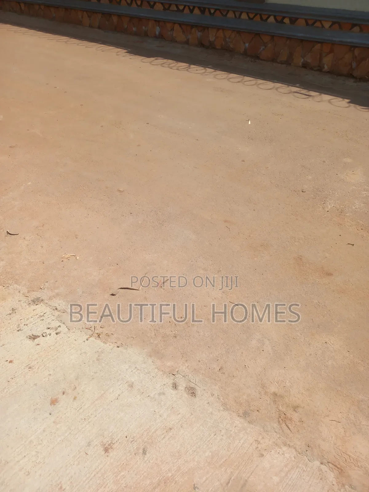Furnished 4bdrm House in Kira for sale