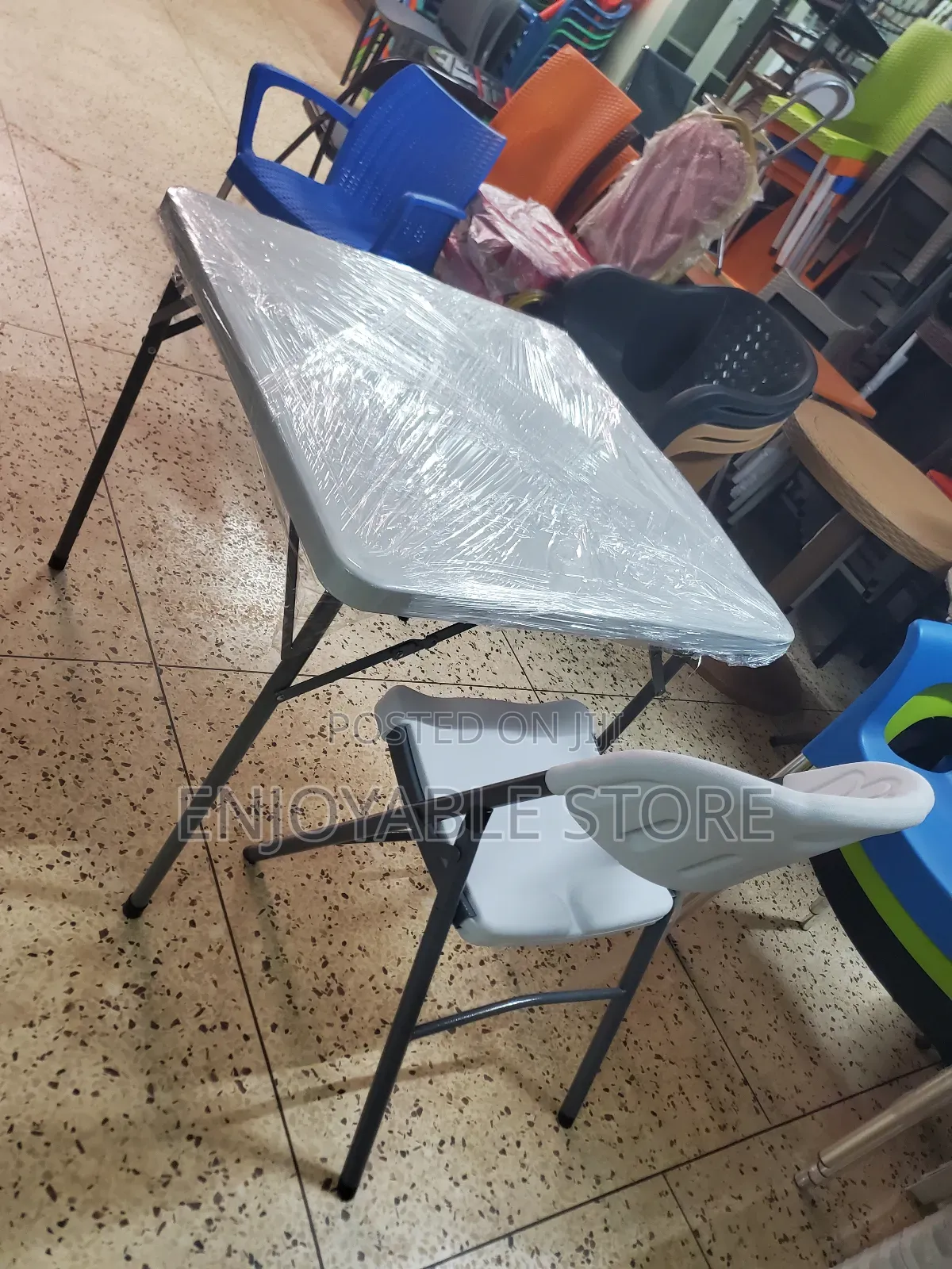 Foldable Plastic Square Table