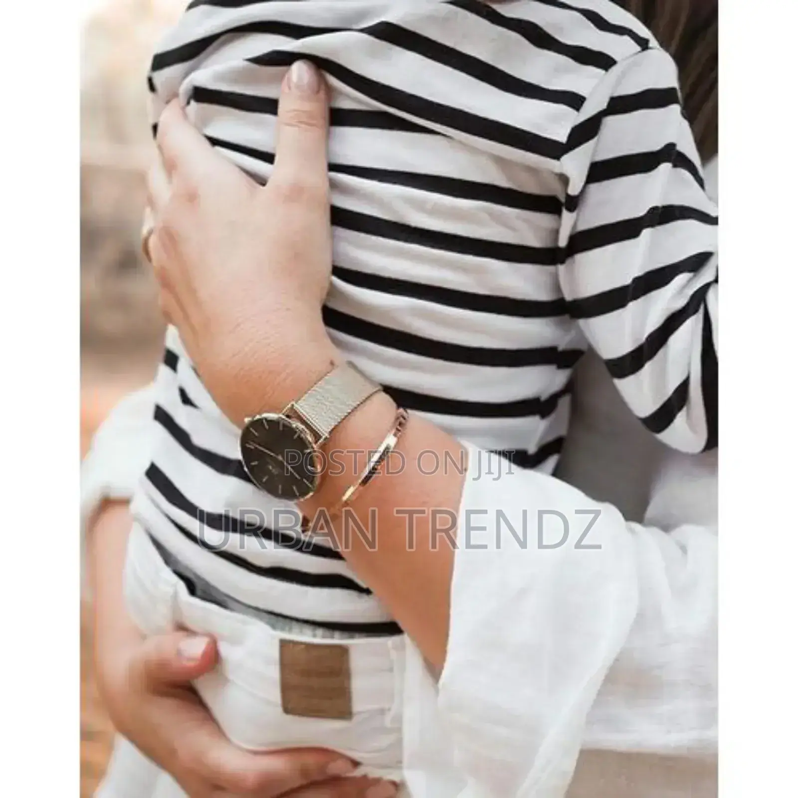 Daniel Wellington Petite Watch Gold Stainless Steel -