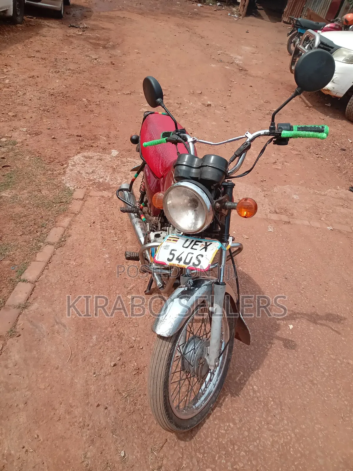 Bajaj Boxer 100 2022 Red