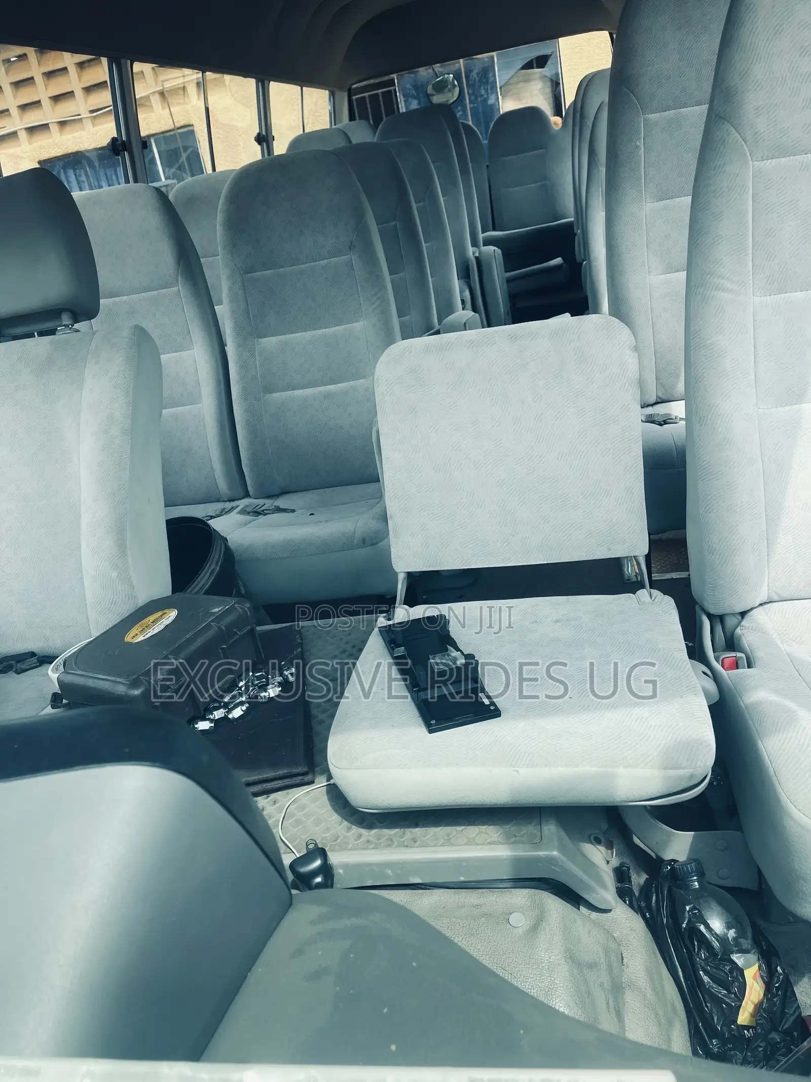 Mitsubishi Fuso Rosa 2014 White