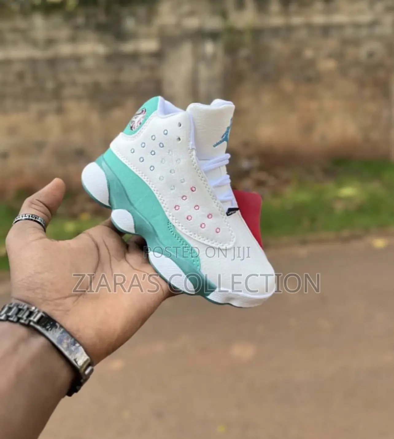 Air Jordan 13 Retro Unisex Sneakers