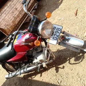 Bajaj Boxer 100 2023 Red