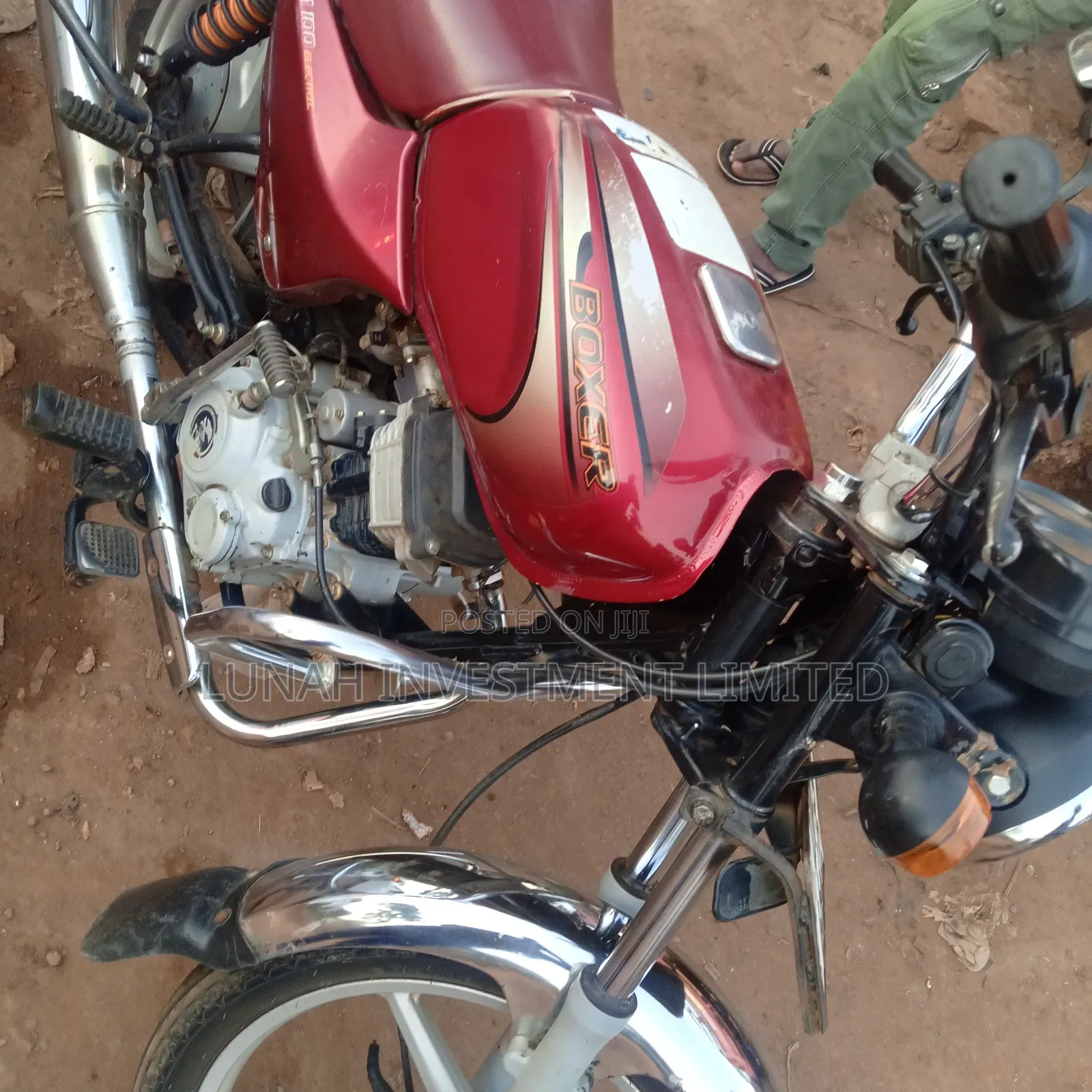 Bajaj Boxer 100 2023 Red