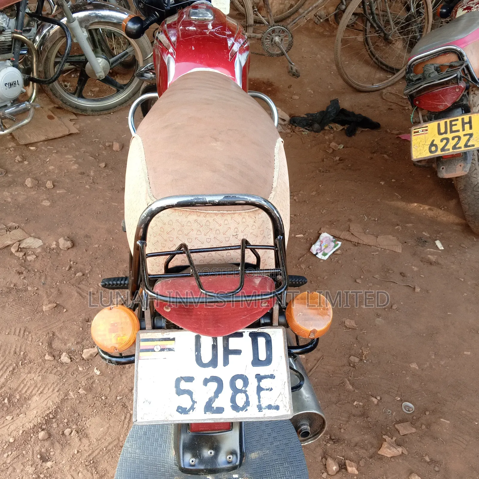 Bajaj Boxer 100 2023 Red