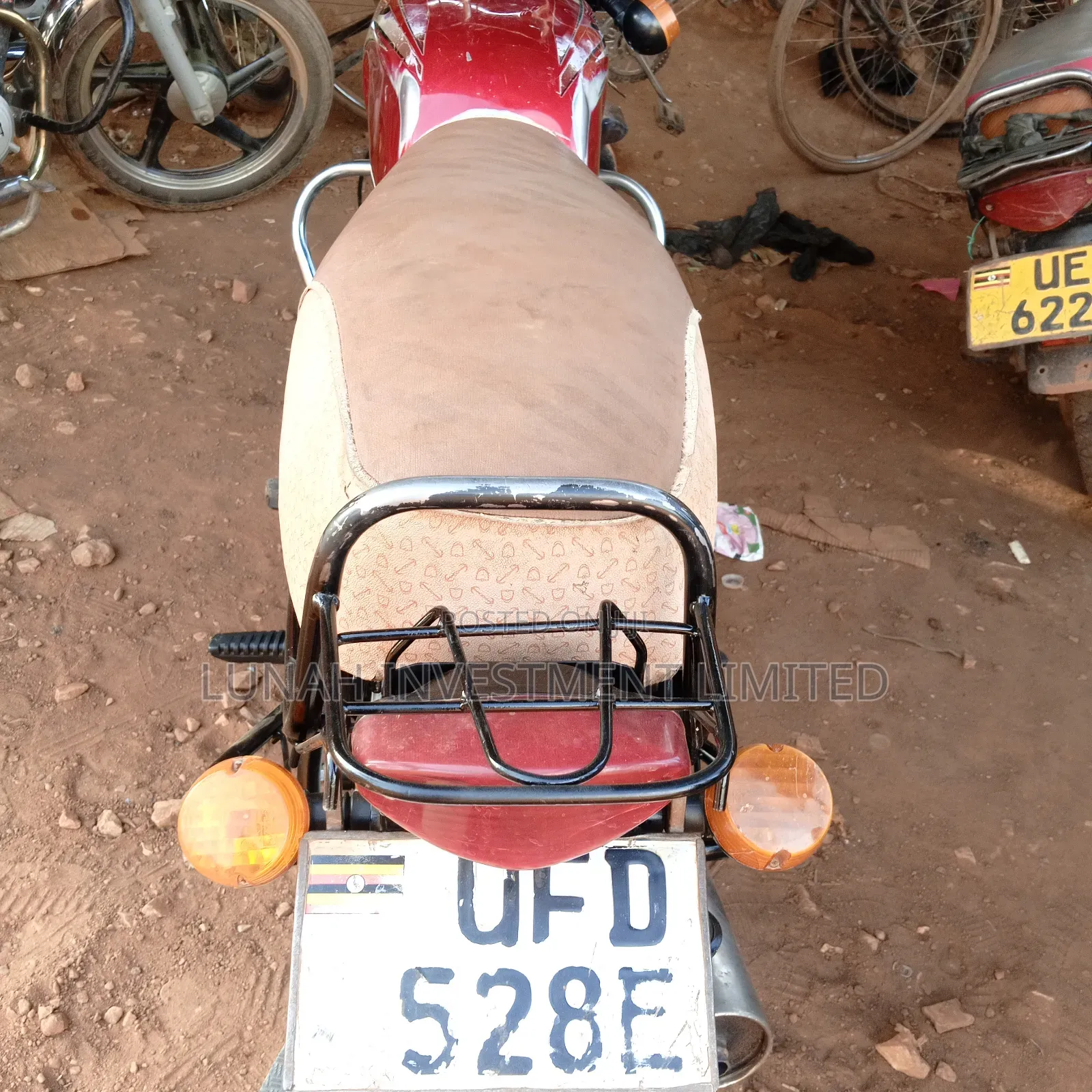 Bajaj Boxer 100 2023 Red