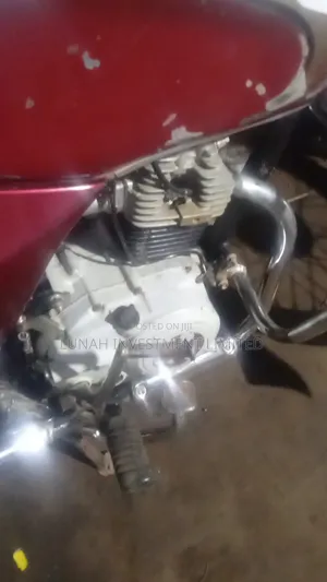 Bajaj Boxer 2023 Red