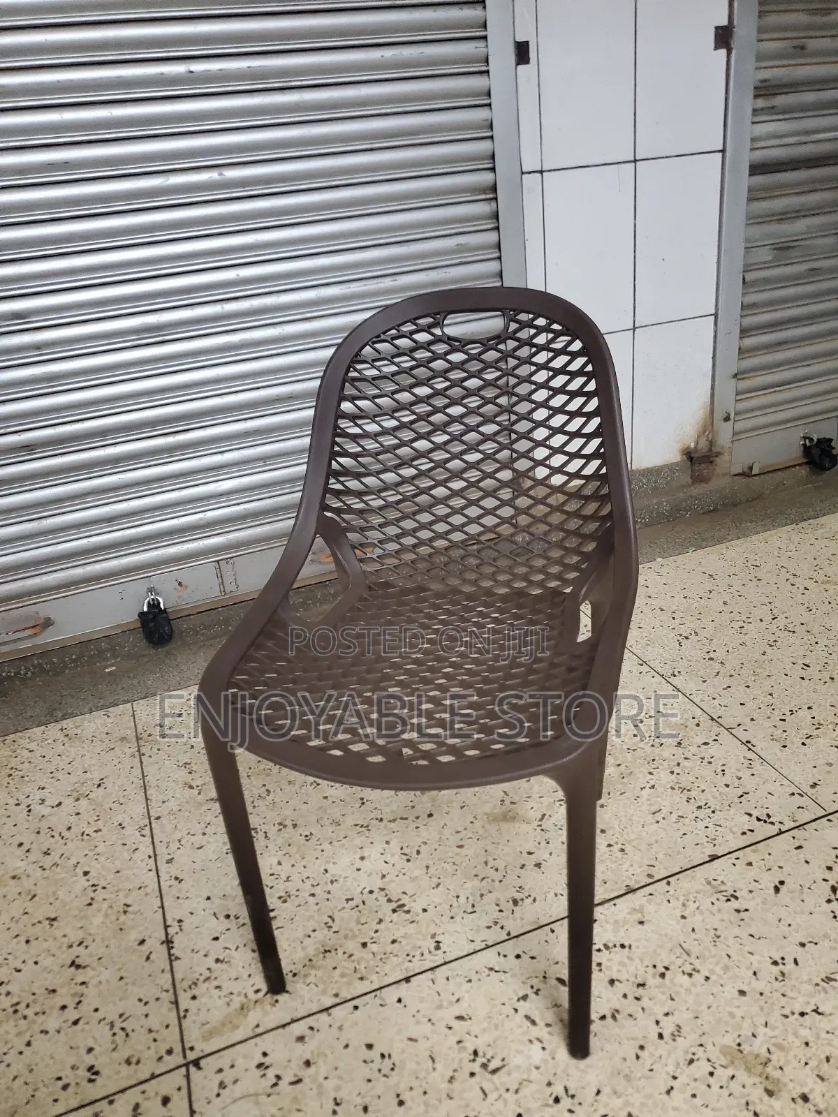 Brown Plastic Restaurant Chairs Armless