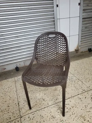 Brown Plastic Restaurant Chairs Armless
