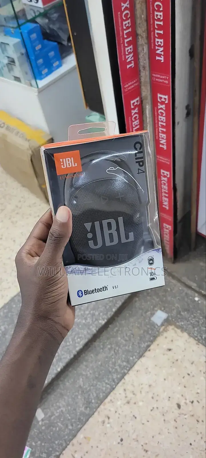 Black JBL Speaker/Clip 4 Harman JBL Speaker