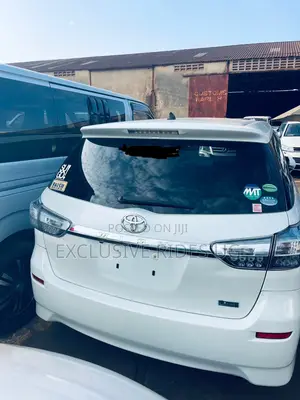Toyota Wish 2012 White