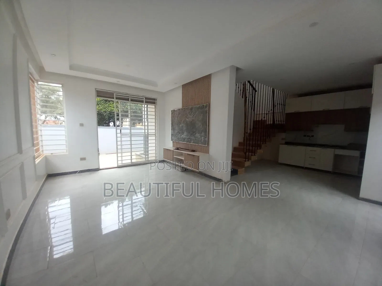 Furnished 4bdrm Maisonette in Kira Gated Estate for sale