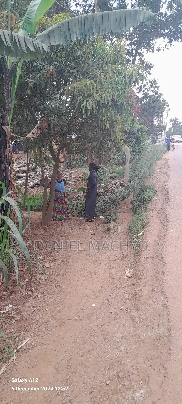 Titled 25dec Commercial Main Jinja Road Kigombya