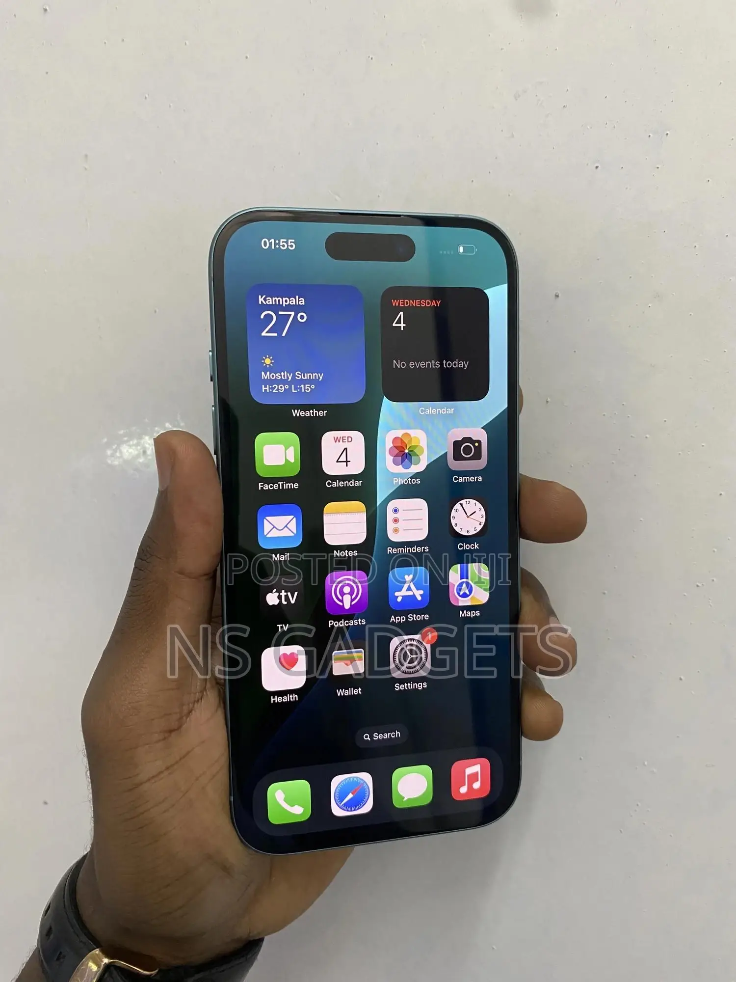 New Apple iPhone 16 128 GB Blue
