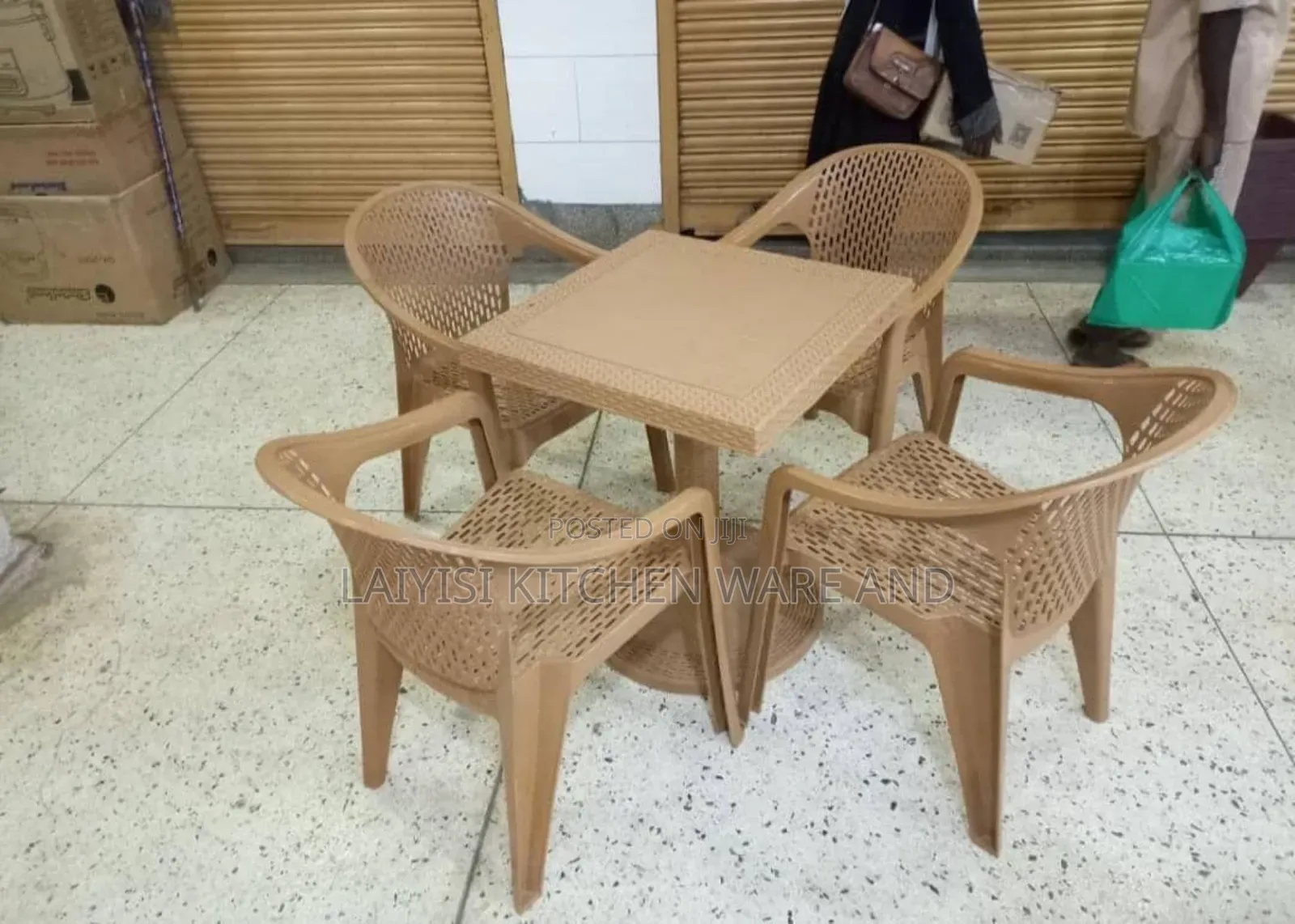 4 Seater Heavy Plastic Dining Table