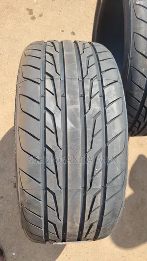Photo - 265/35r22 FRD Tyres