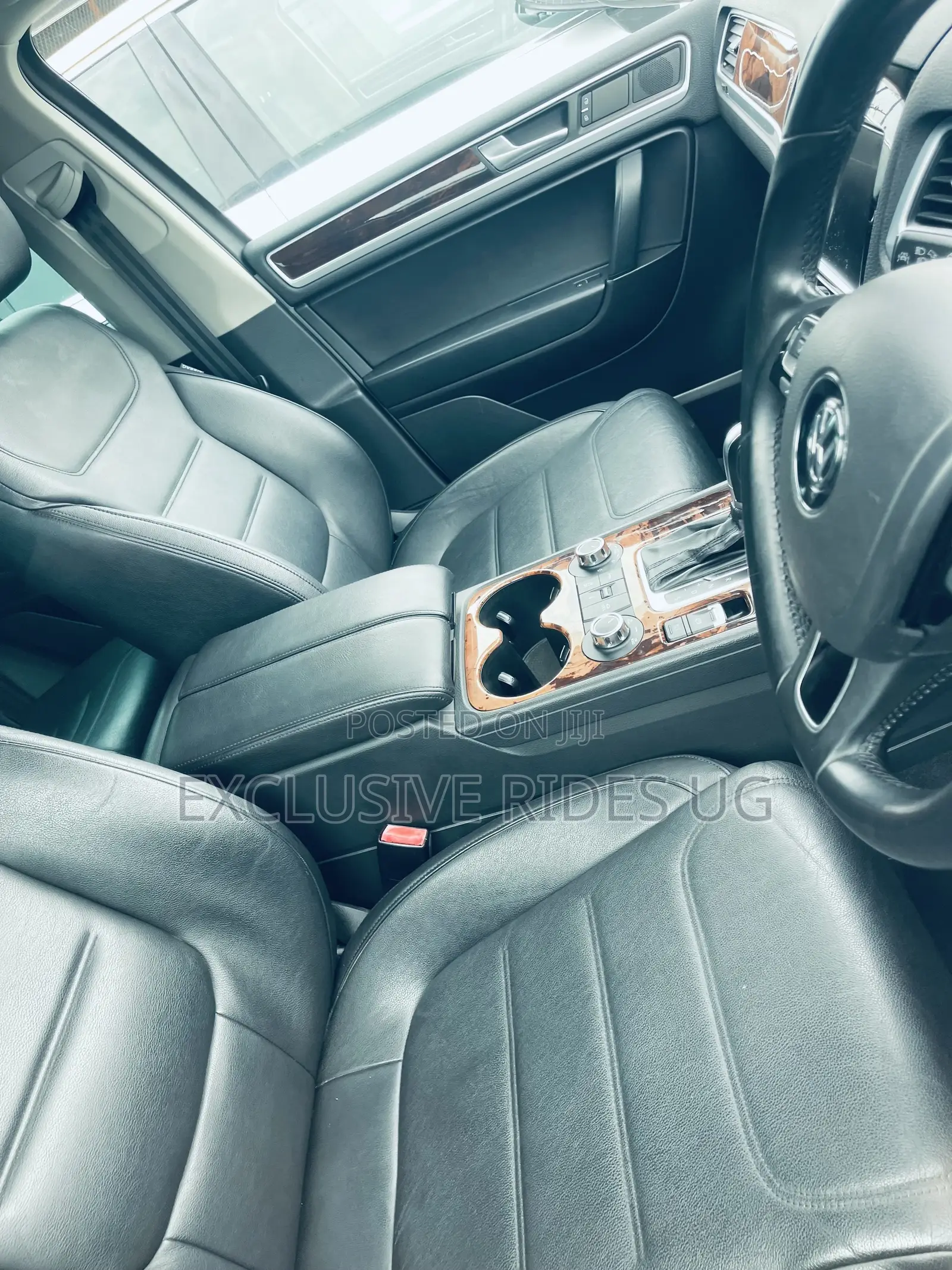 Volkswagen Touareg 2014 White