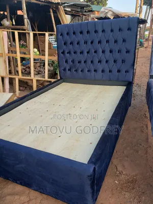 Nevy Blue 4x6 Bed