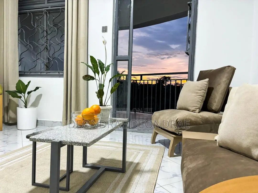 2 Bedroom Apartment With en-Suite Bathrooms