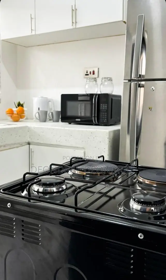 2 Bedroom Apartment With en-Suite Bathrooms