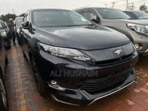Photo - Toyota Harrier 2.0 2016 Blue