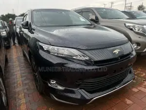 Toyota Harrier 2.0 2016 Blue