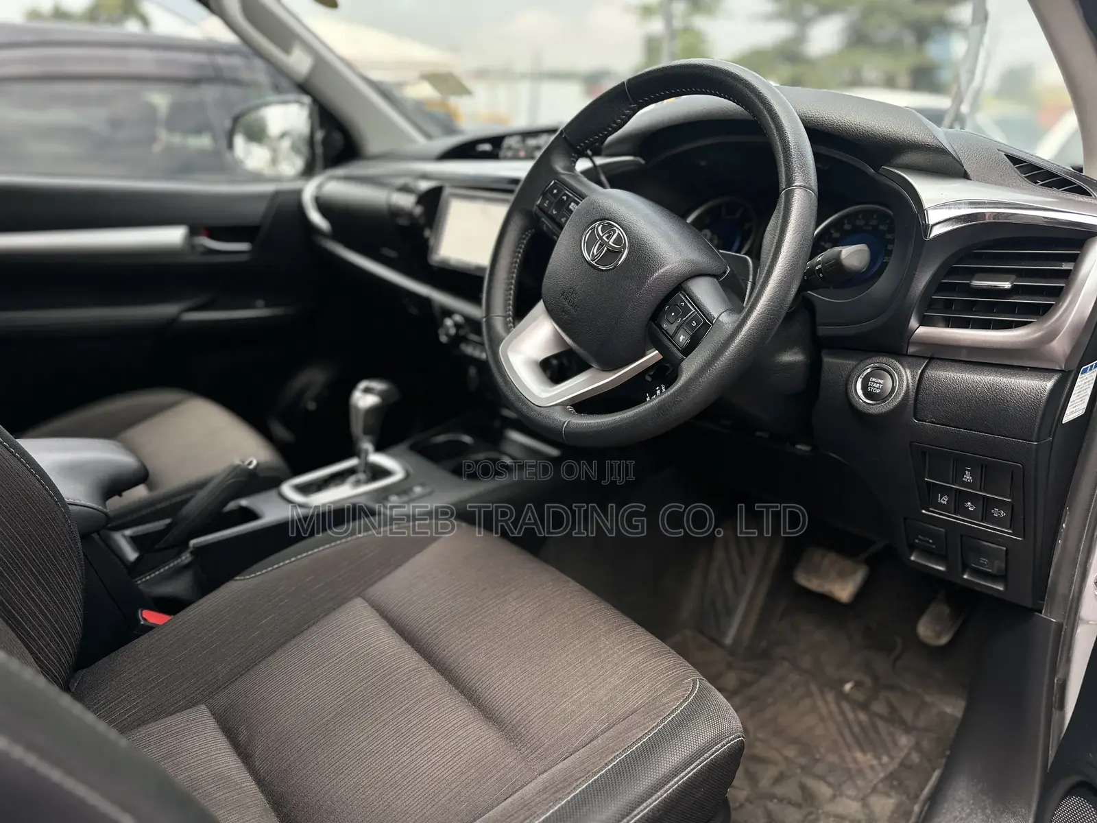 Toyota Hilux 2018 Silver