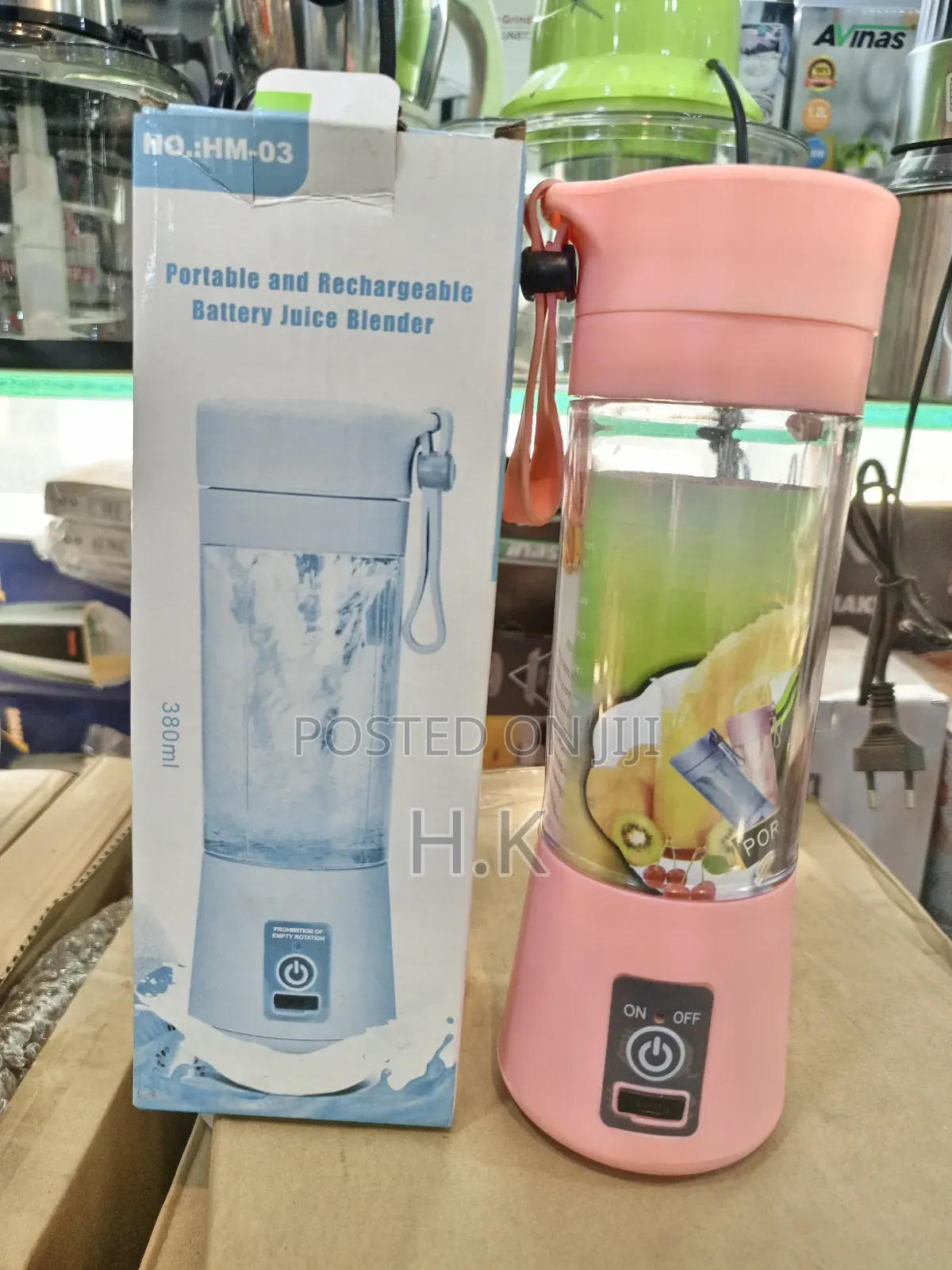 Portable and Rechargeable Juice Blender.