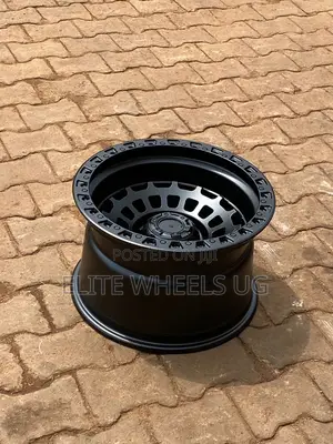 Photo - Landcruiser Vx, Tx , Ford, Double Cabins Size 16 Offset Rims