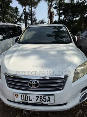 Toyota Vanguard 2008 White