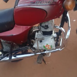Bajaj Boxer 100 2023 Red