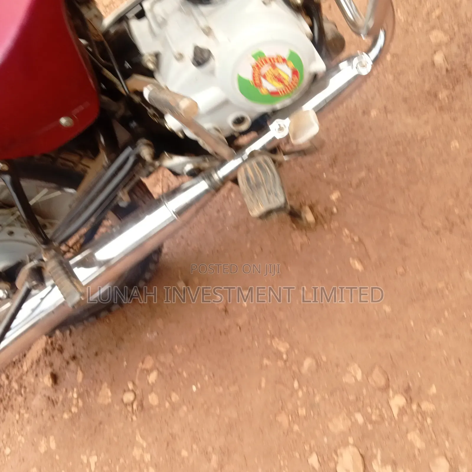 Bajaj Boxer 100 2023 Red