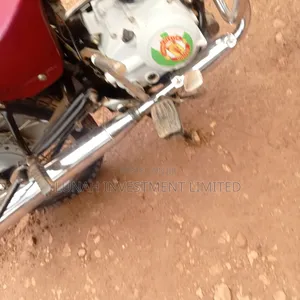 Bajaj Boxer 100 2023 Red