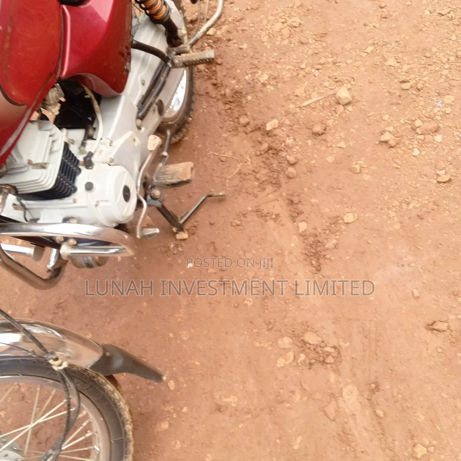 Bajaj Boxer 100 2023 Red