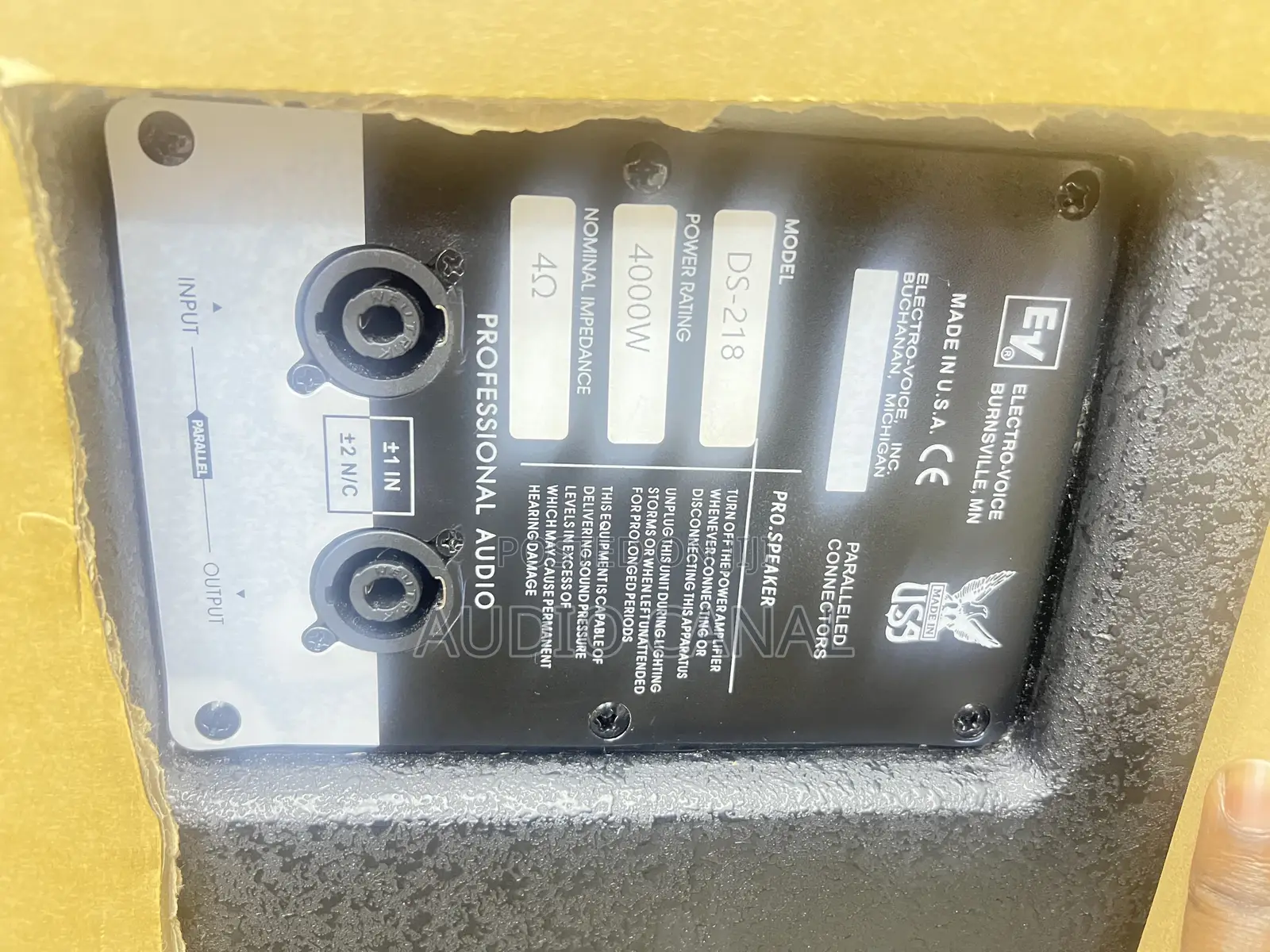 EV 18” Double Big Magnet Bass