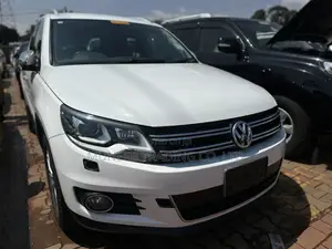Volkswagen Tiguan 2.0 S 4Motion 2012 White