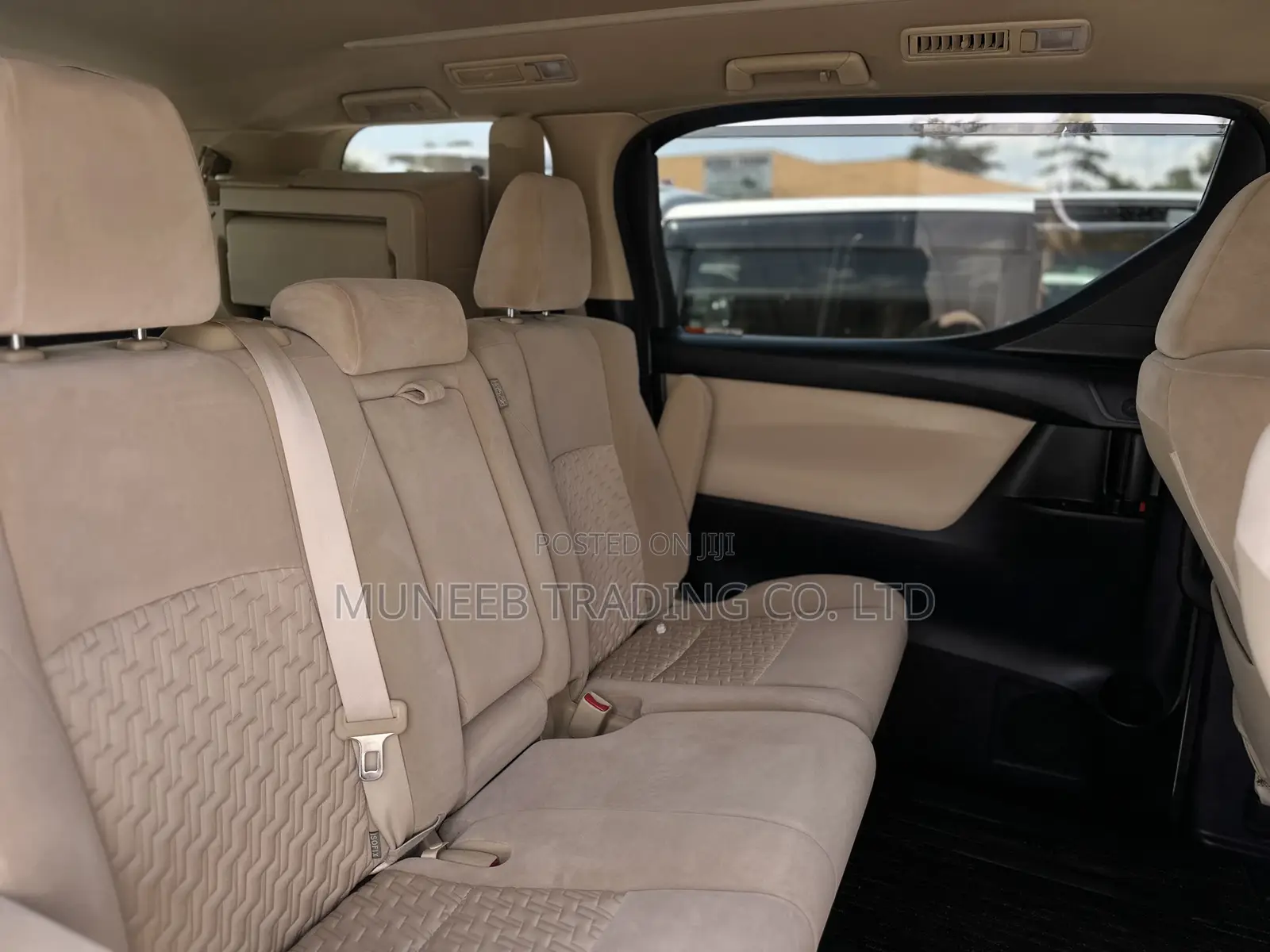 Toyota Alphard 2.4 Petrol AWD 2015 White