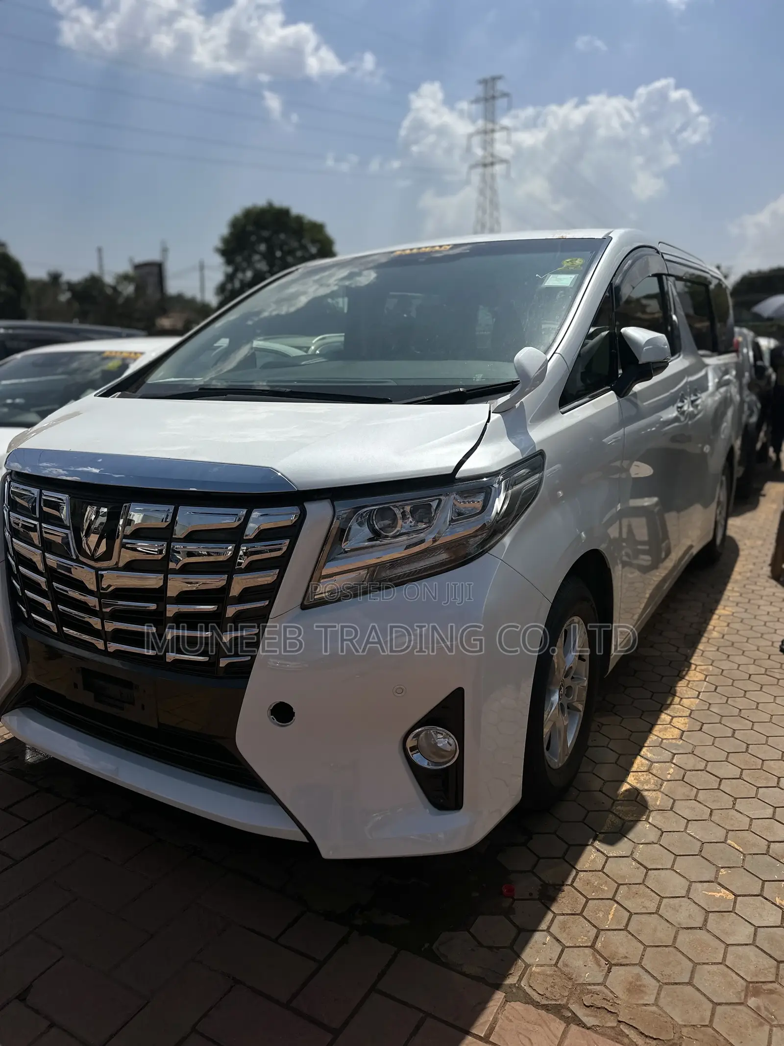 Toyota Alphard 2.4 Petrol AWD 2015 White