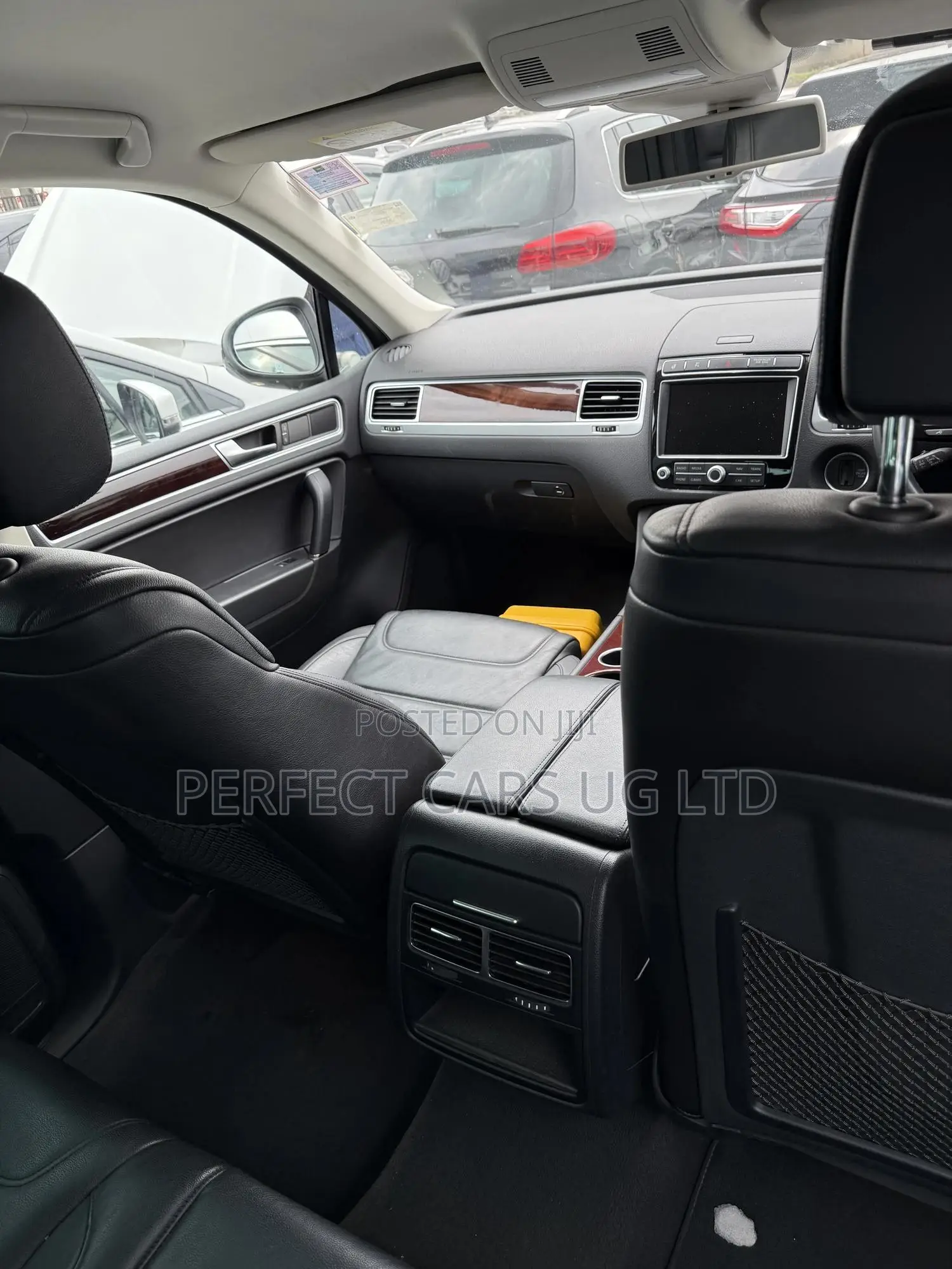 Volkswagen Touareg V6 Lux AWD 4MOTION 2015 Black