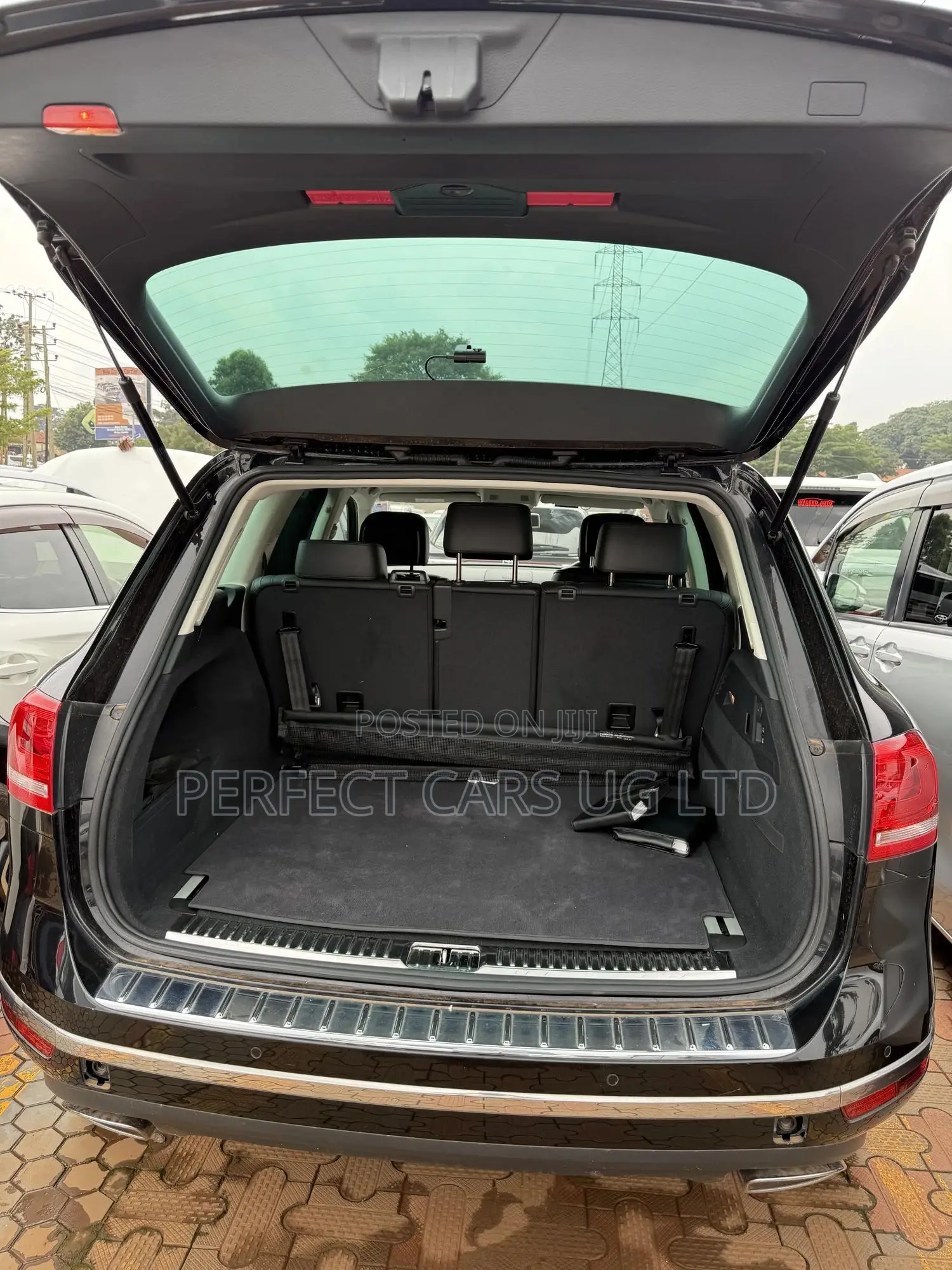 Volkswagen Touareg V6 Lux AWD 4MOTION 2015 Black