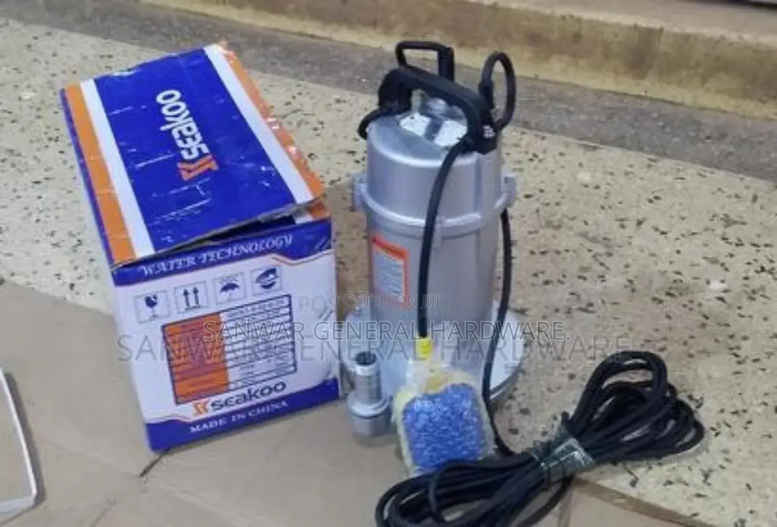 Seako,33m(1HP) Submersible Water Pumps